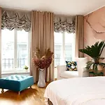 Rueuetli Residents 28-5 *